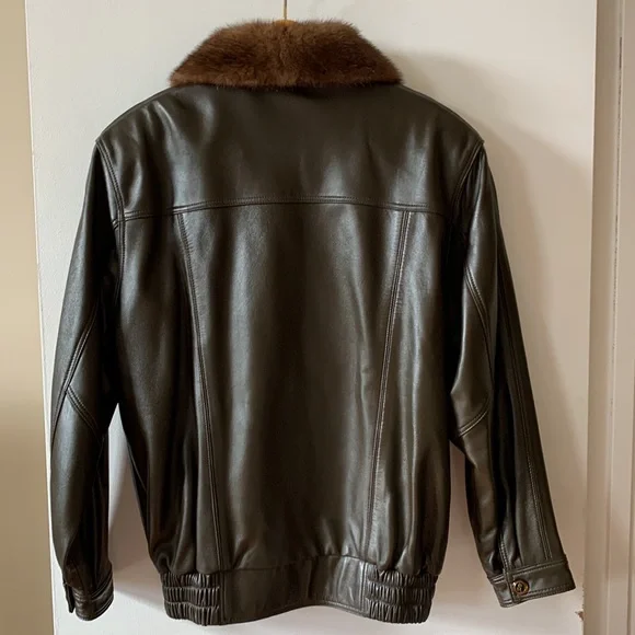 Finest genuine leather man bomber jacket with removable mink collar. - Picture 7 of 15